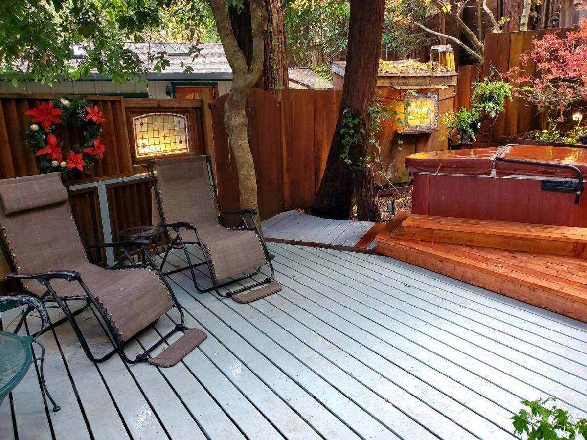 Guerneville Cottage! Redwoods! Hot Tub! Fire Table! Fast Wifi!! Serenity Defined! Exterior photo